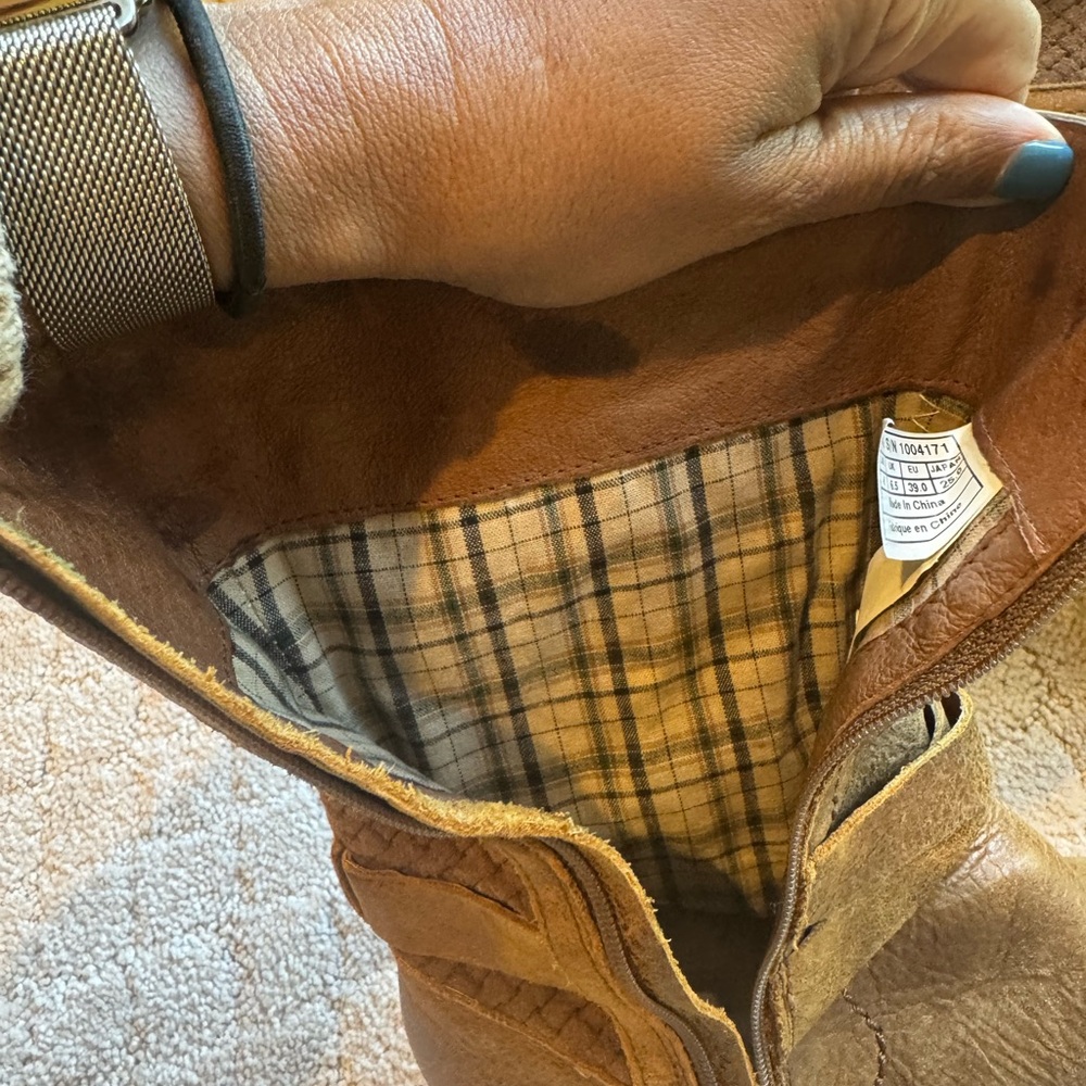 UGG Plaid Lined Leather Boots - Picture 8 of 9